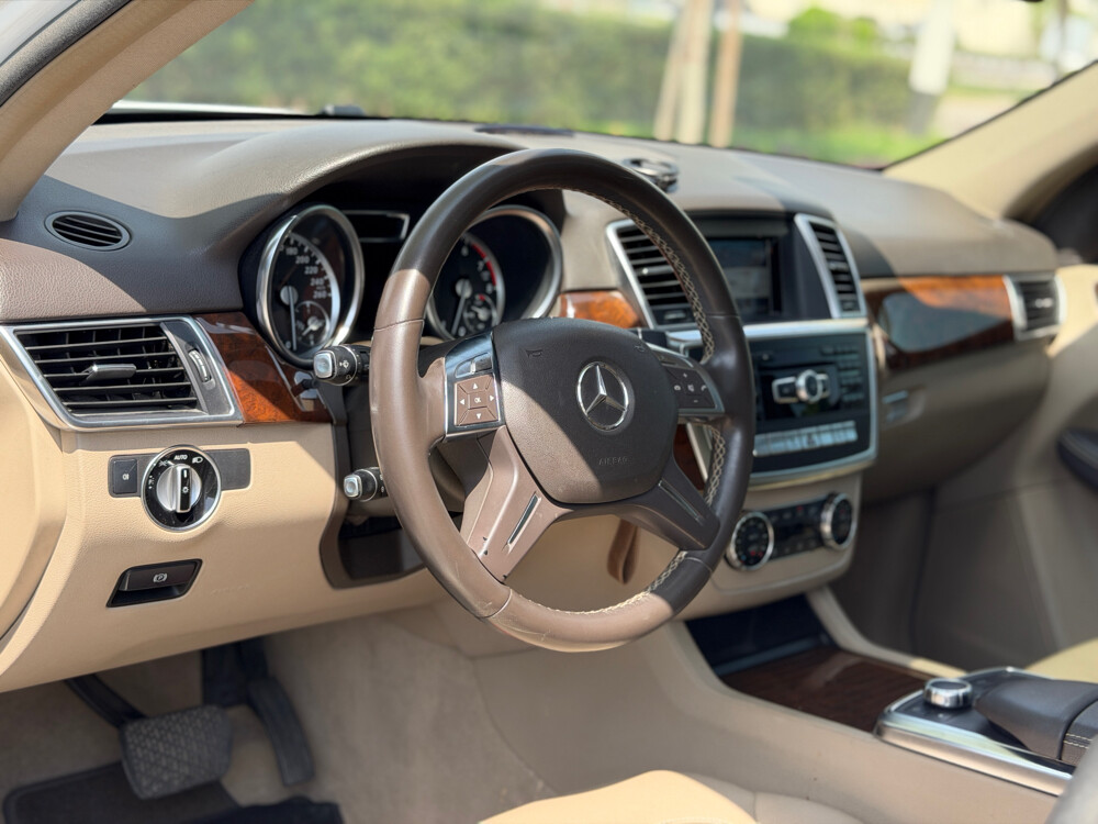 Mercedes ML 350 - 7
