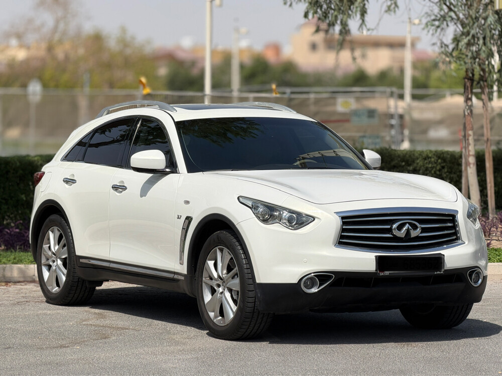 Infiniti QX 70 - 4
