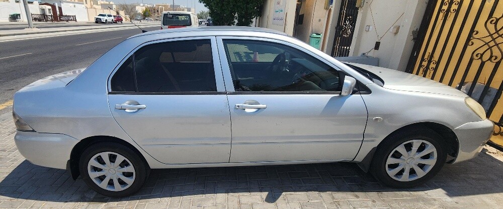 Lancer 2010 - 5