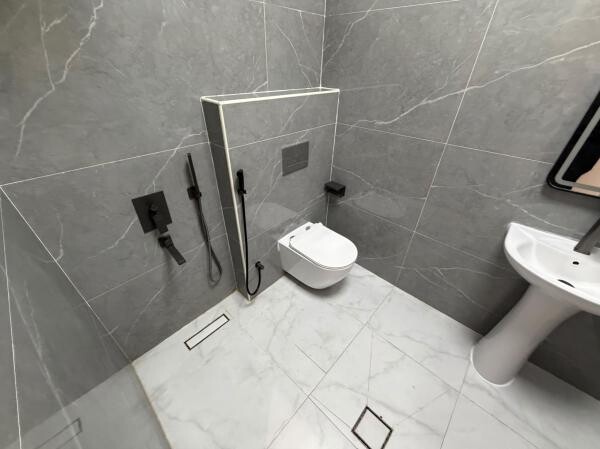 للإيجار استوديو  مدينة خليفة - 1