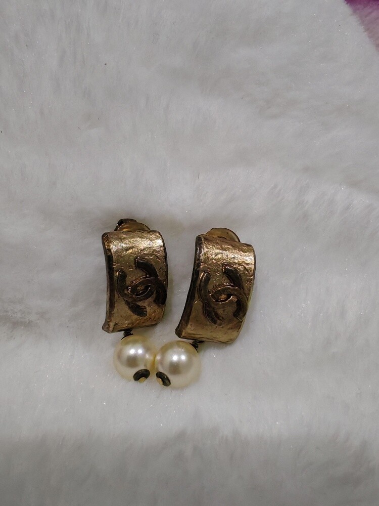 Chanel 12a cc pearl drop earrings-a - 2