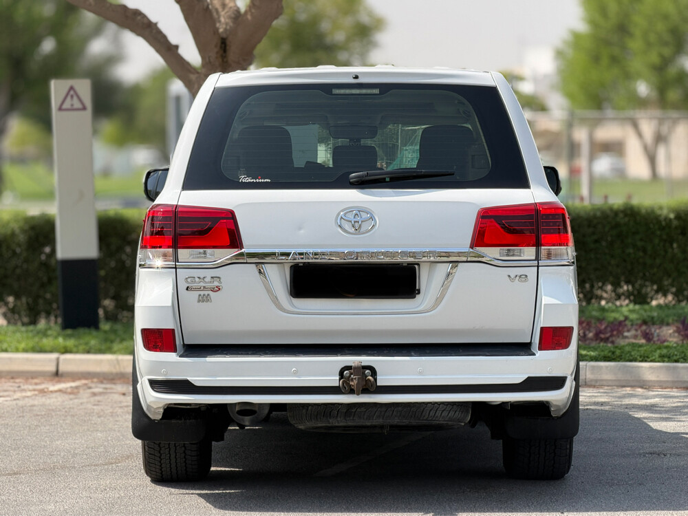 Toyota Land Cruiser GXR V8 - 5