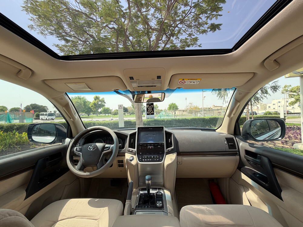 Toyota Land Cruiser GXR V8 - 13