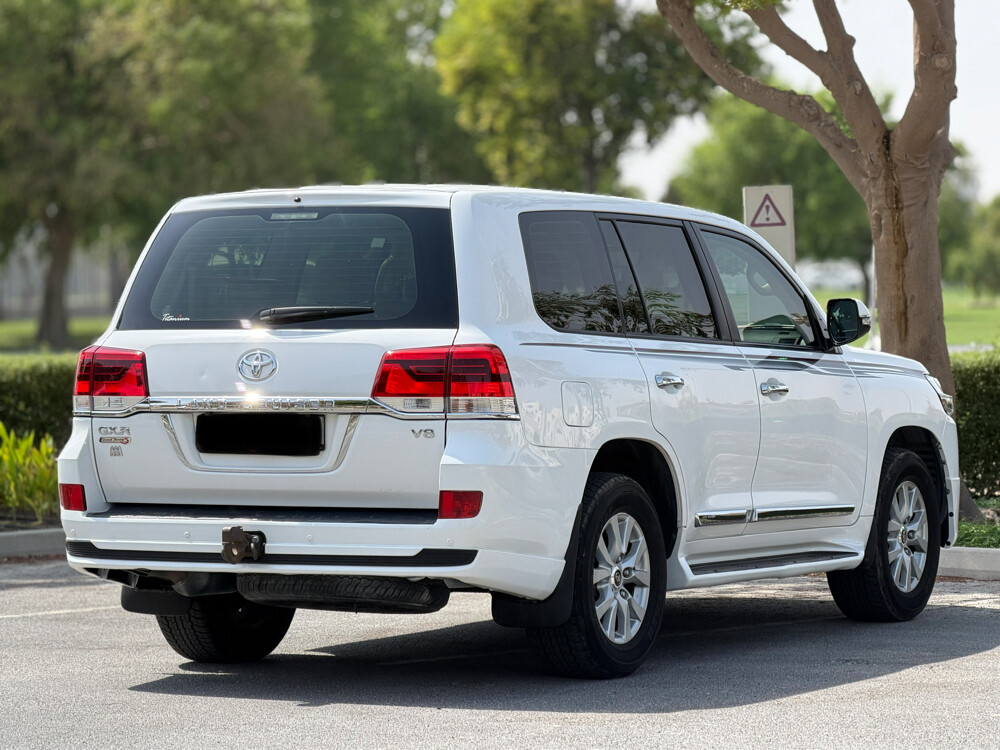 Toyota Land Cruiser GXR V8 - 4