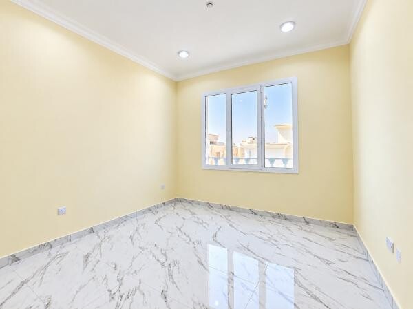 إيجار في الدحيل  سكن أول - 2