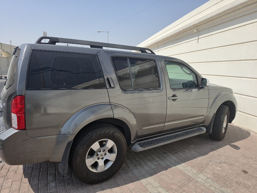 Nissan Pathfinder - 8