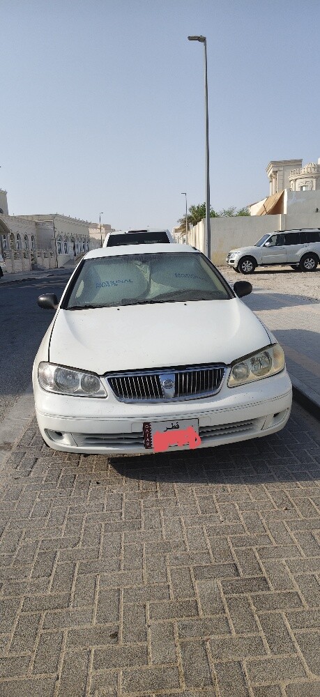 Nissan sunny 2008 model japan - 1