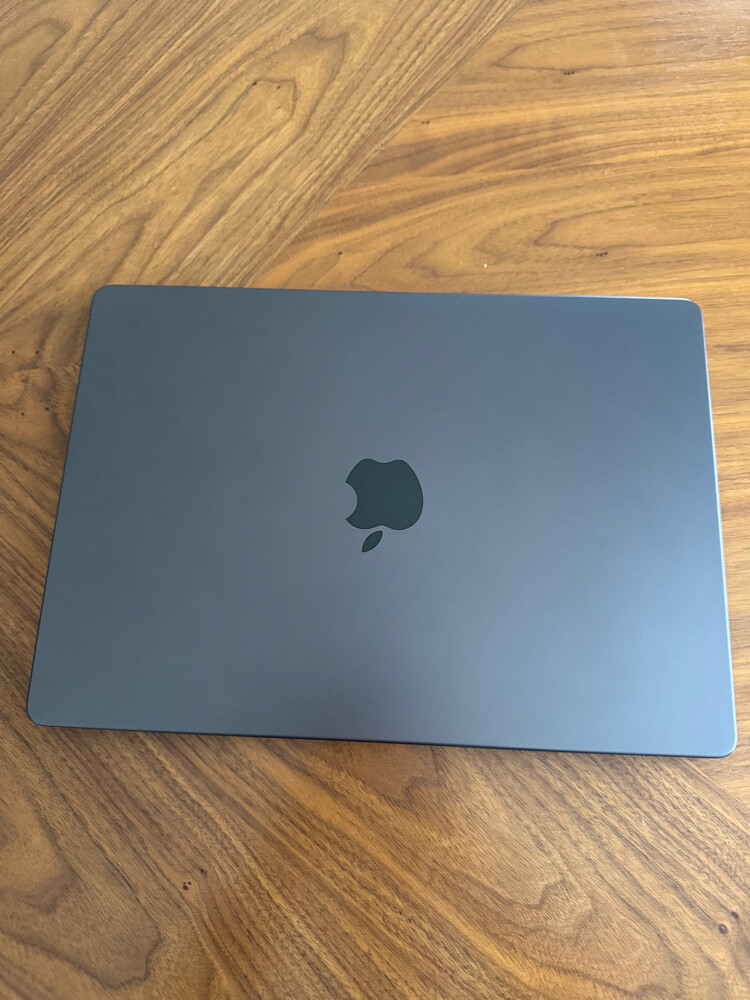 Apple 14-inch MacBook Pro M3 Pro - 7