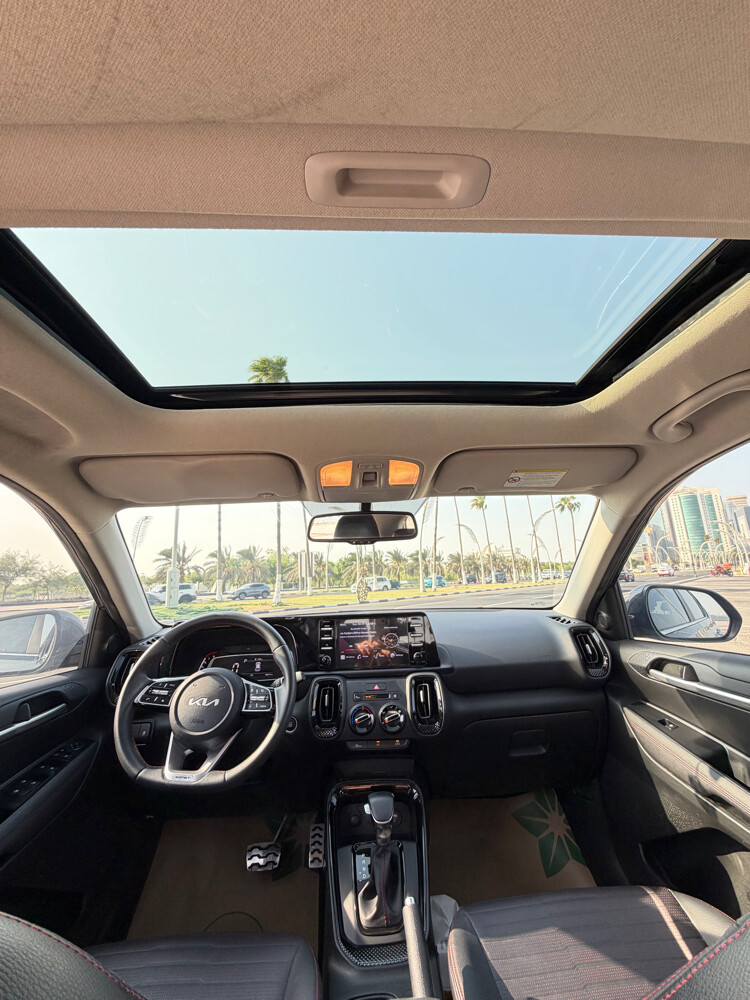 Kia sonet model 2023 - 12