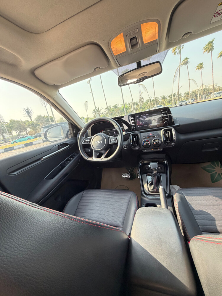 Kia sonet model 2023 - 9