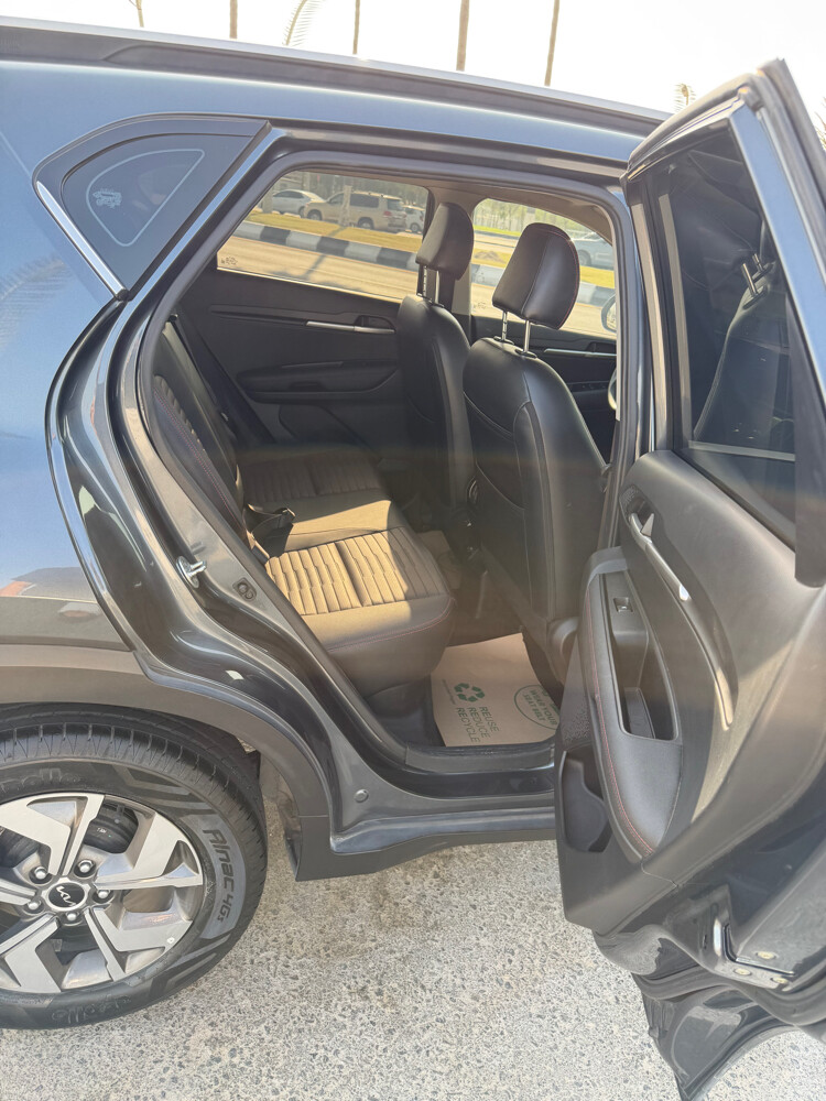 Kia sonet model 2023 - 5