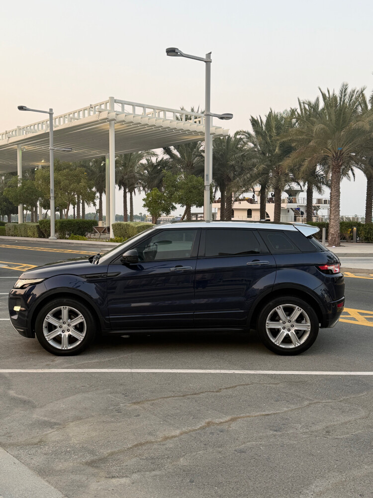 2015 Range Rover Evoque Very Clean - 2
