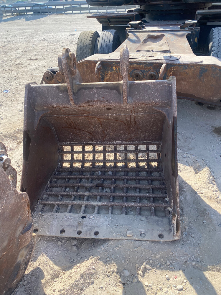 Excavator Filter Pocket - 3