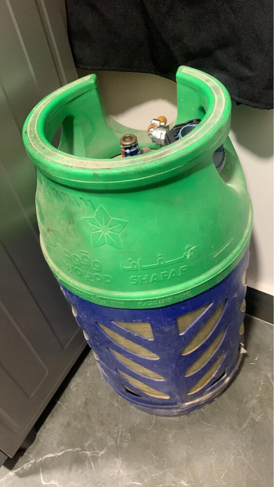 gas cooker + gas cylinder - 1