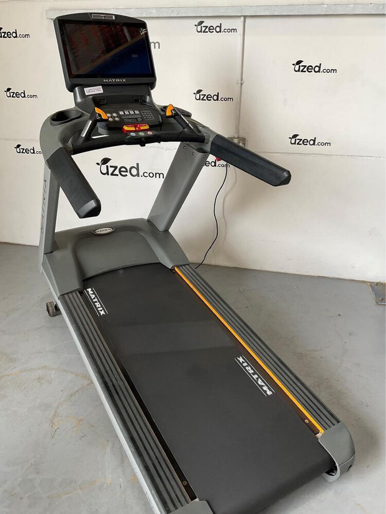 Premium Matrix Commercial Treadmill - 1