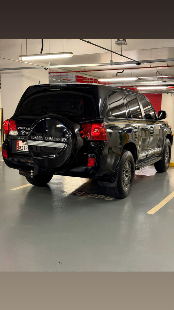Land Cruiser - 3