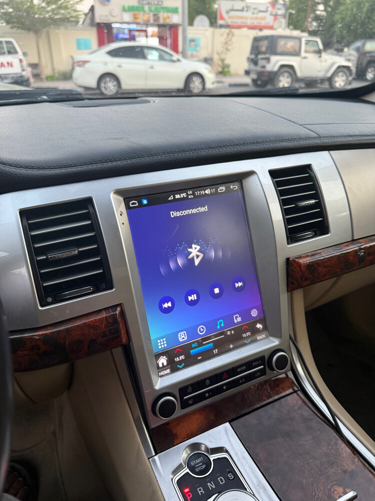 Jaguar XF sedan for sell - 13