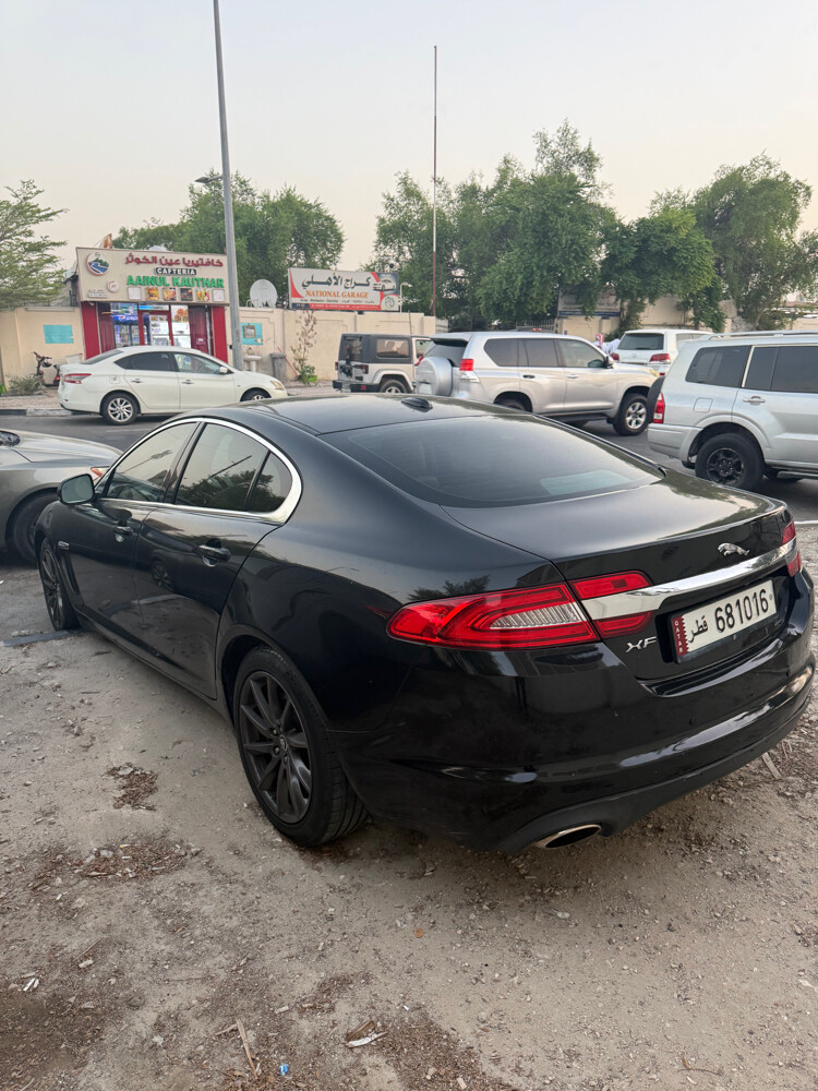 Jaguar XF sedan for sell - 6