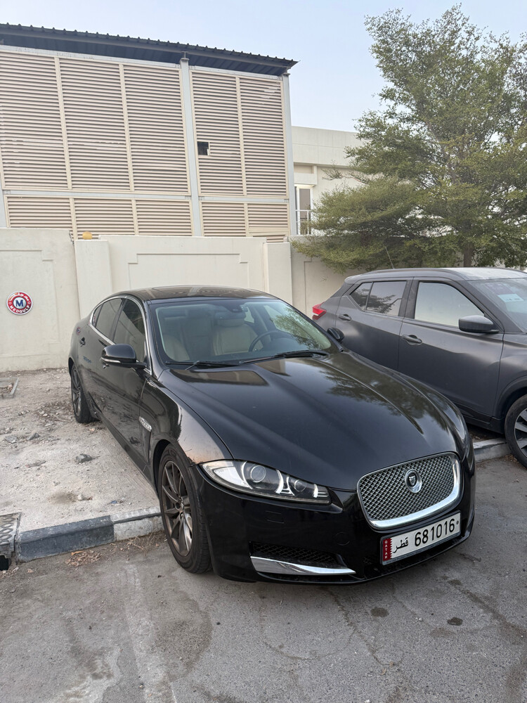 Jaguar XF sedan for sell - 1