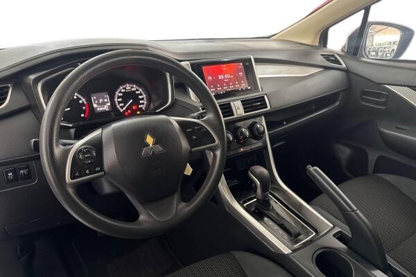 MITSUBISHI XPANDER MID OPTION - 6