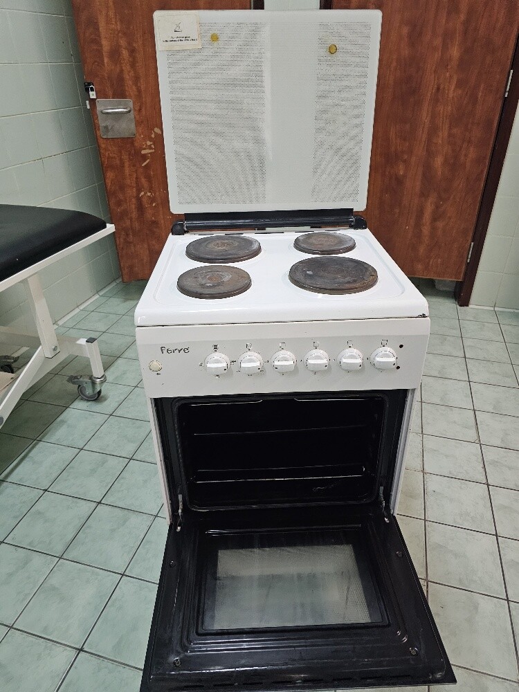 Electric stove and oven - 2
