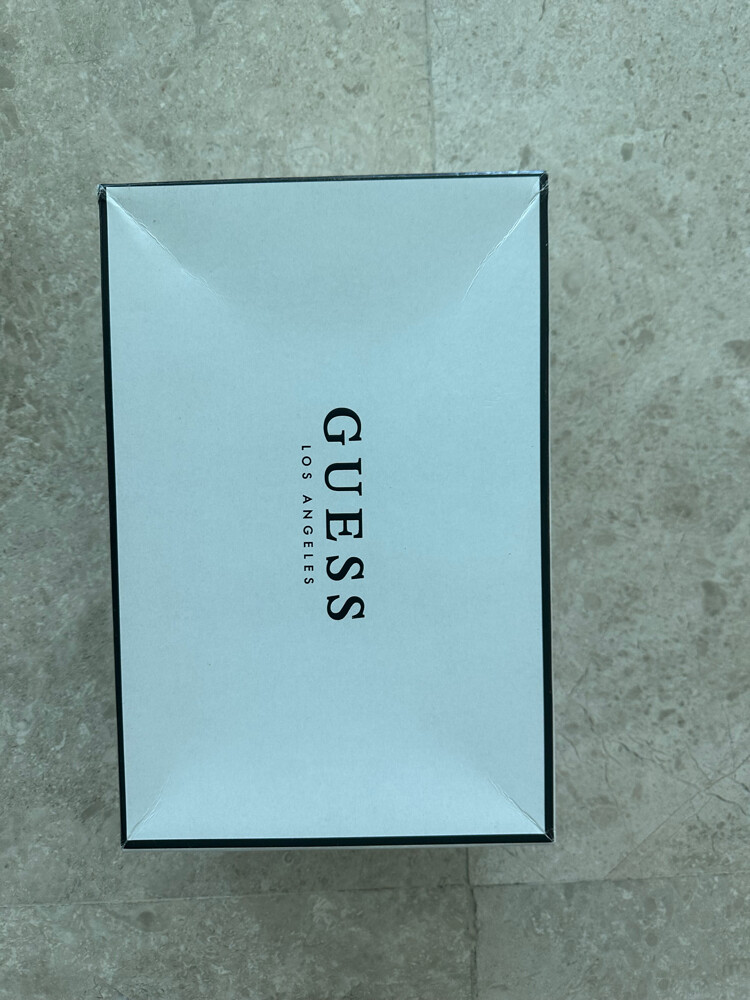 BRAND NEW GUESS SHOES - 4