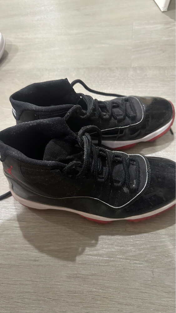 Jordan 11 size 43 - 1