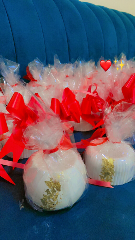 Party Favors & Gifts - 10
