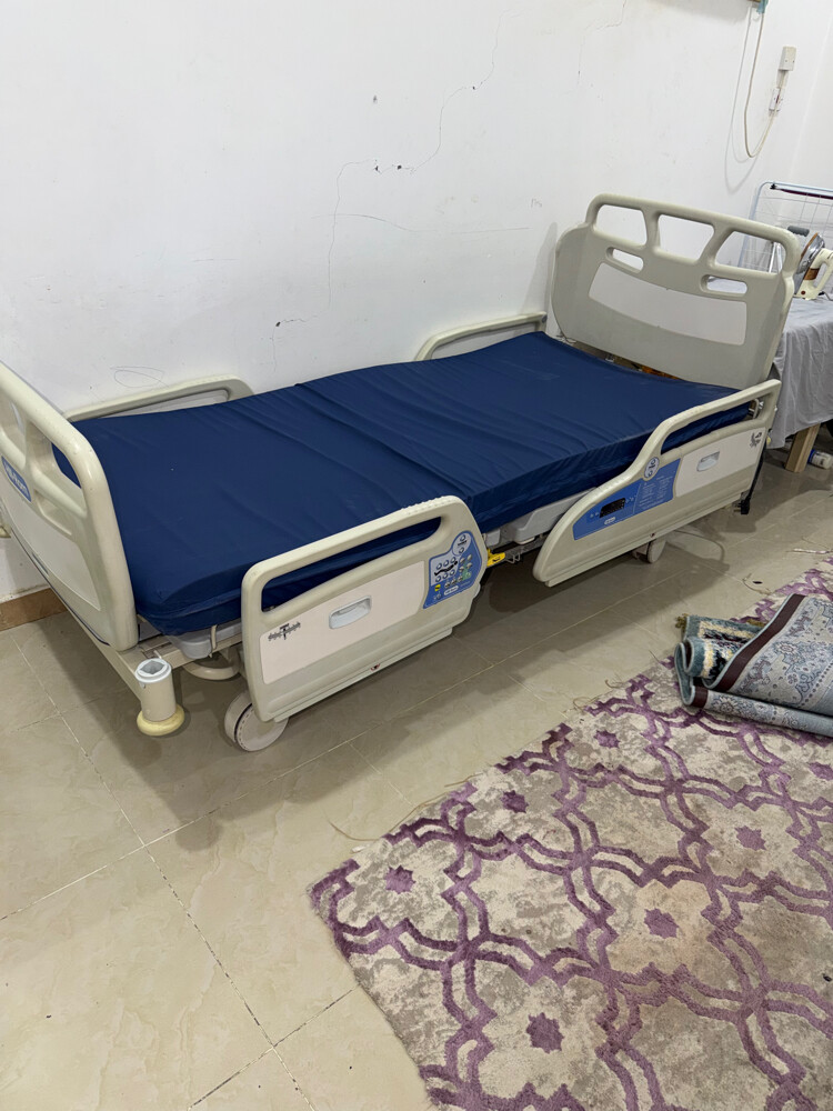 سرير طبي  - 2
