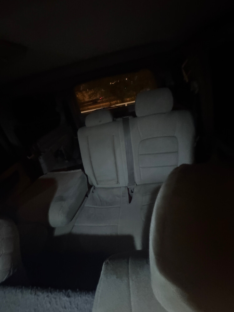 LX479 Land Cruiser - 7