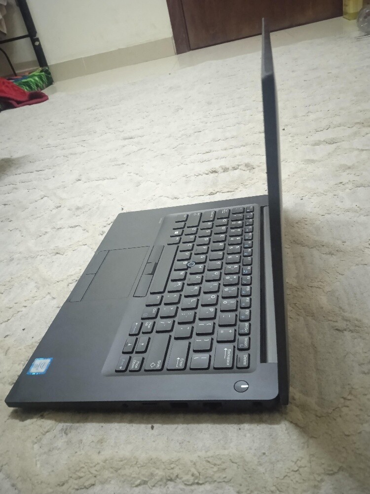 Dell latitude core i7 Model 7480 - 3