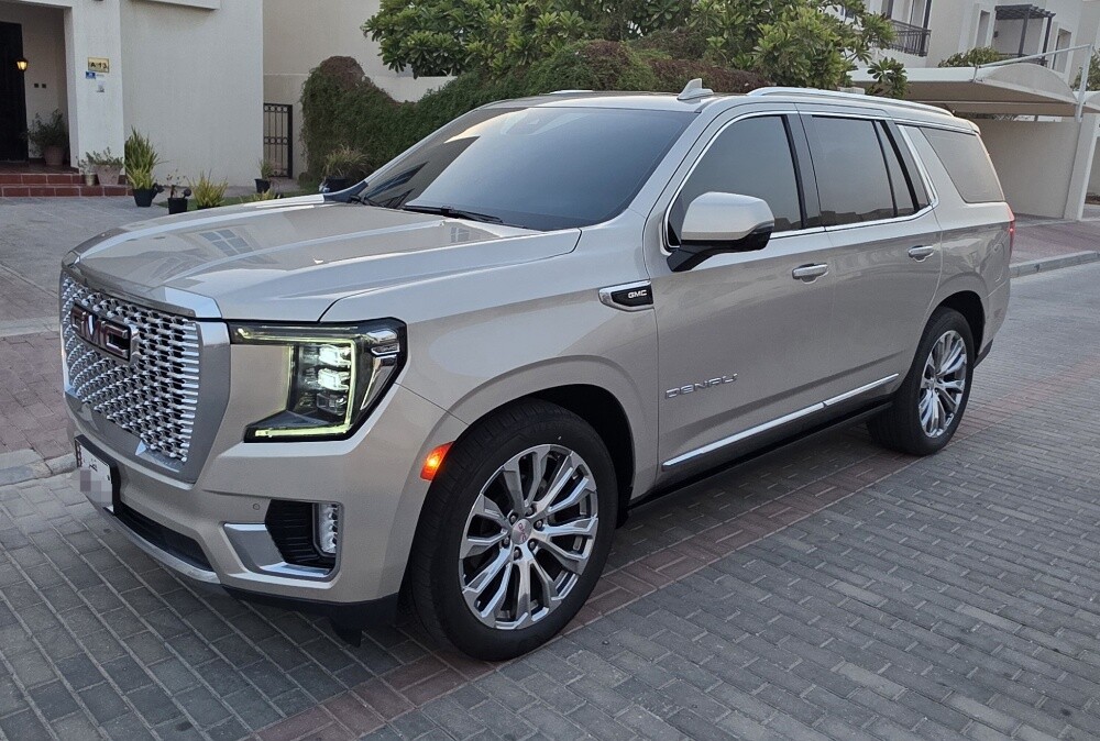 Denali Low mileage - 2