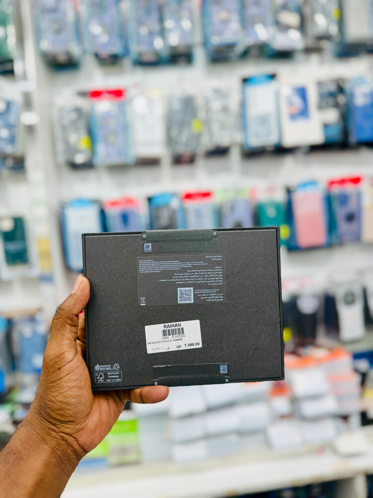 Samsung Galaxy Z Fold 8 - 2