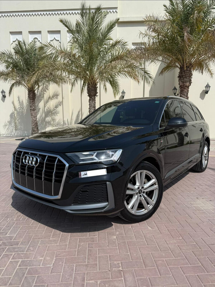 Audi Q7 - 1