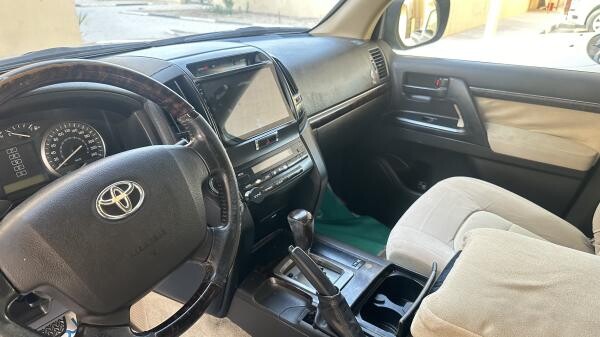 URGENT SALE Toyota Land Cruiser G - 6