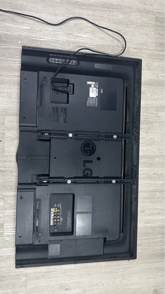 LG television 42 inch not working - 5