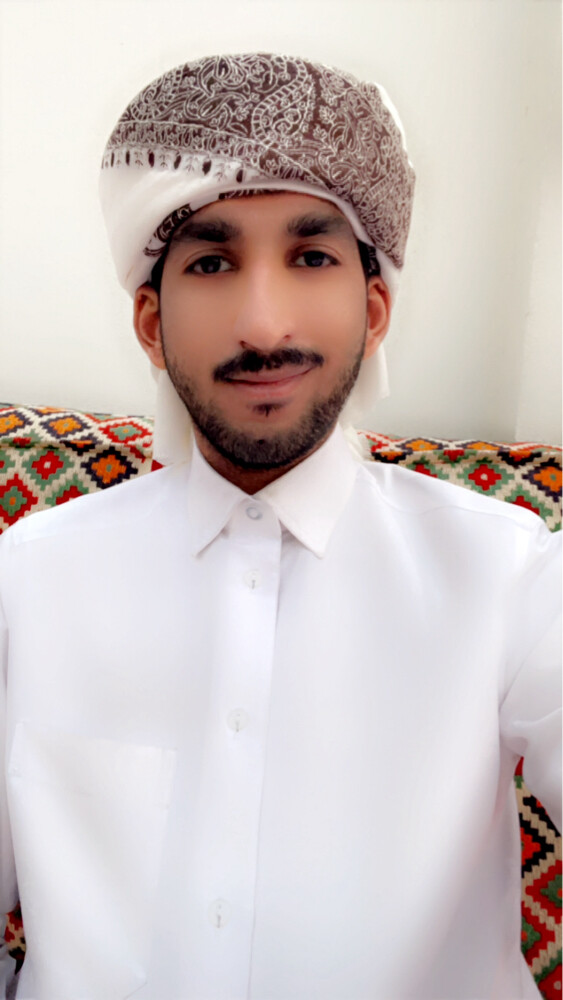 صبي او قهوجي ابحث عن عمل  - 1