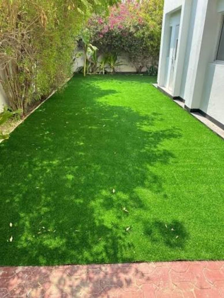 Artificial grass carpet and decor - 10