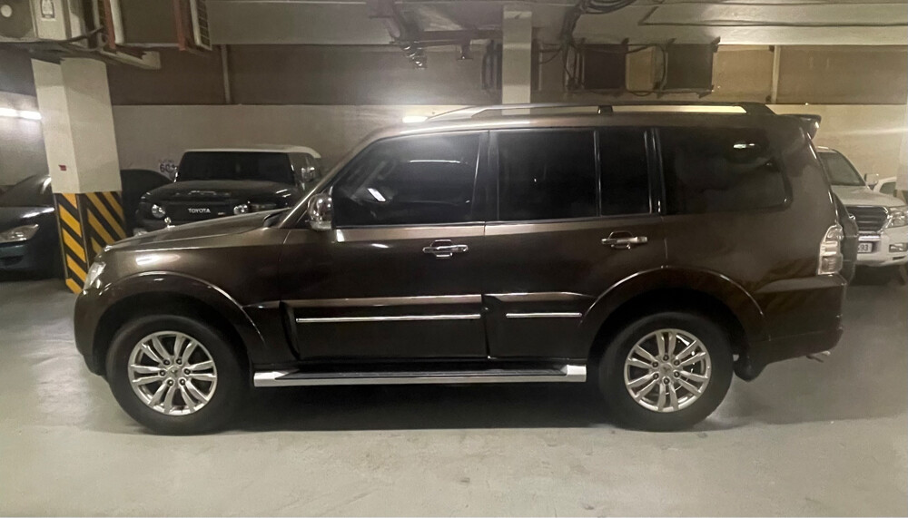 Pajero 3.8 Gold Edition perfect - 2