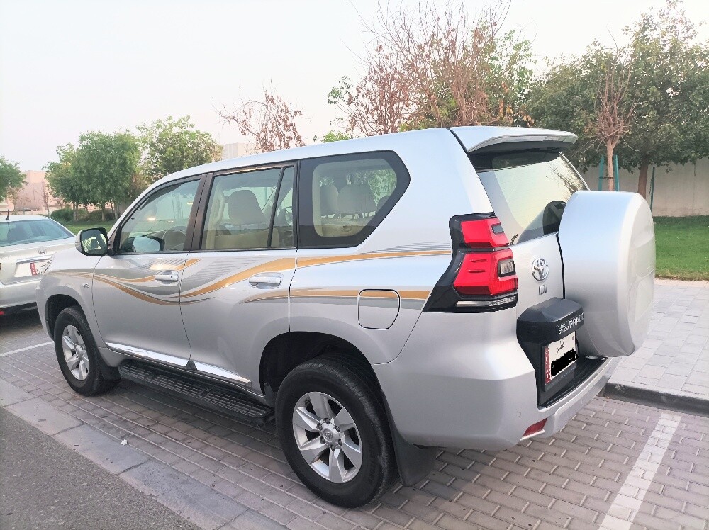 V6 Prado 2022 excellent condition - 5