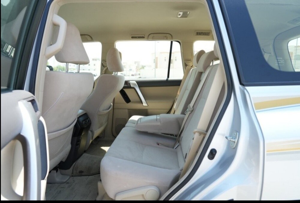 V6 Prado 2022 excellent condition - 10