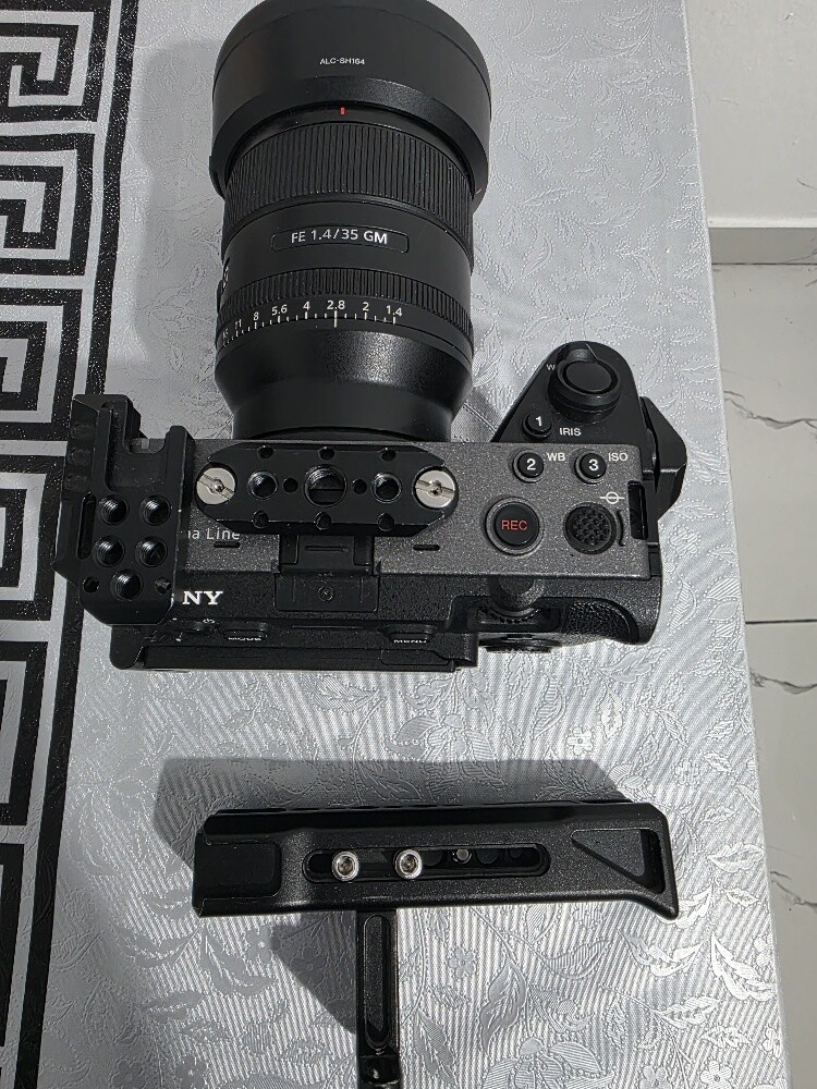 Sony FX30 Camera With Handle & cage - 1