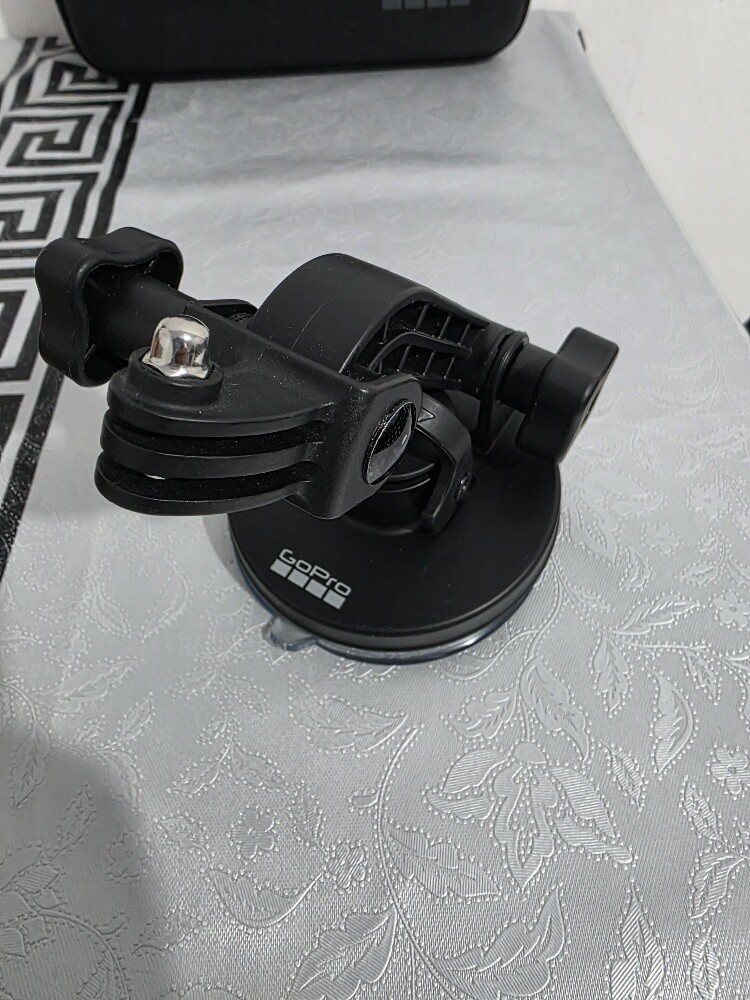 GoPro Suction Cup Mount - 1