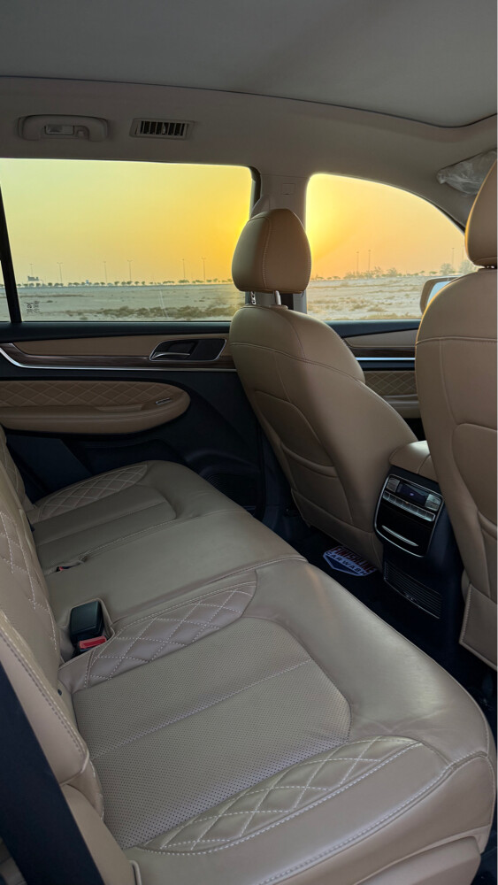 للبيع ام جي اركس 8 2023 - 9