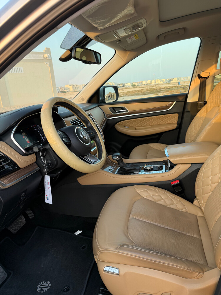 للبيع ام جي اركس 8 2023 - 12