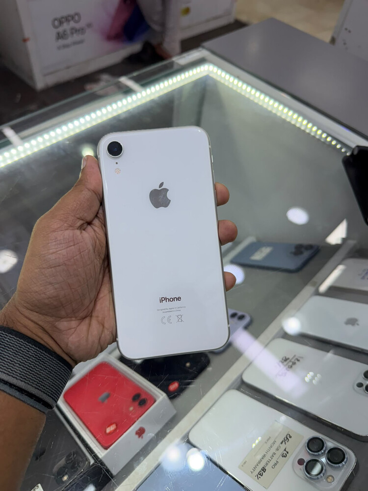 iPhone XR - 2