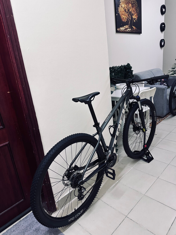 FOR SALE BICYCLE Trek Marlin 5 - 2