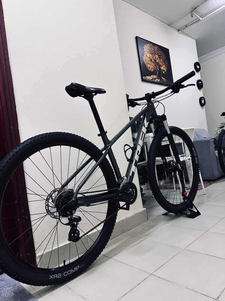 FOR SALE BICYCLE Trek Marlin 5 - 4