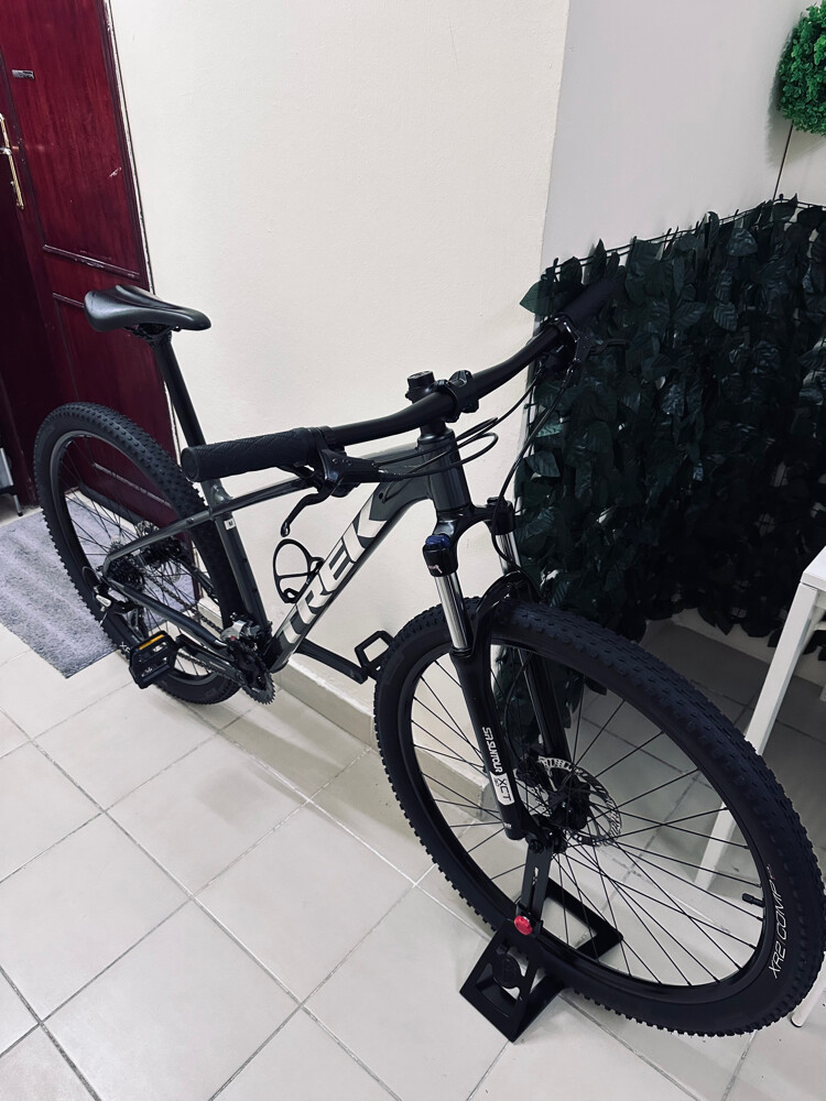 FOR SALE BICYCLE Trek Marlin 5 - 3
