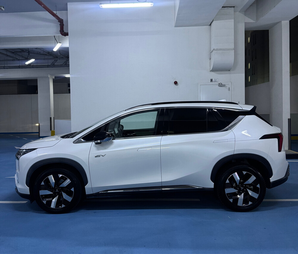 Mitsubishi Airtrek EV - 7